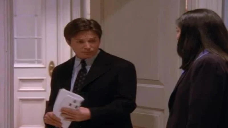 Кадры из сериала Крученый город (1996)