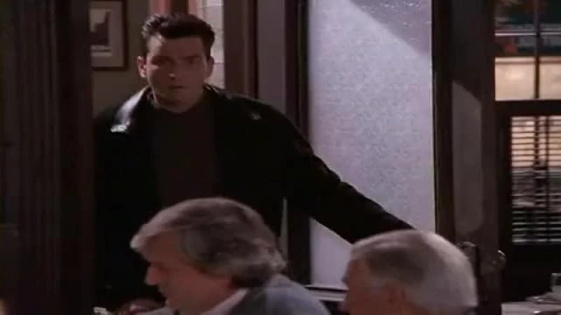 Кадры из сериала Крученый город (1996)